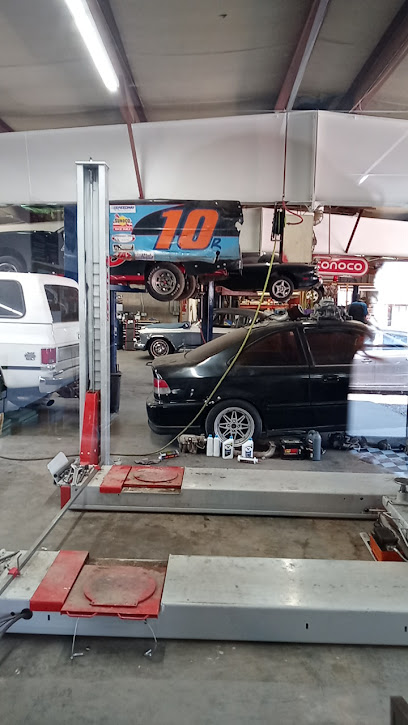 J R's Auto Service, Alamogordo